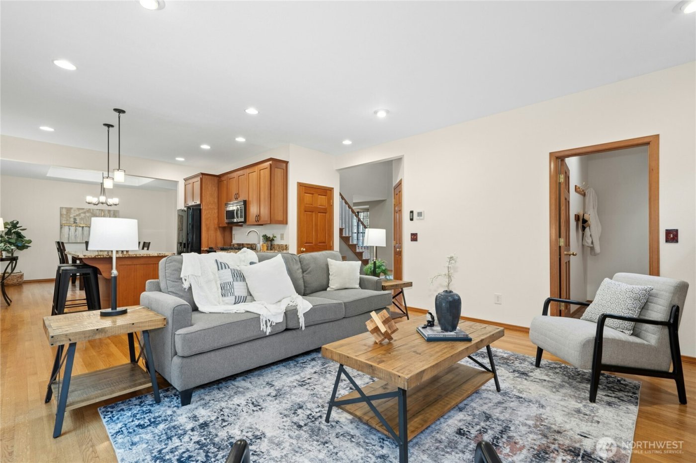 20613 SE 136th Street , Issaquah, WA 98027