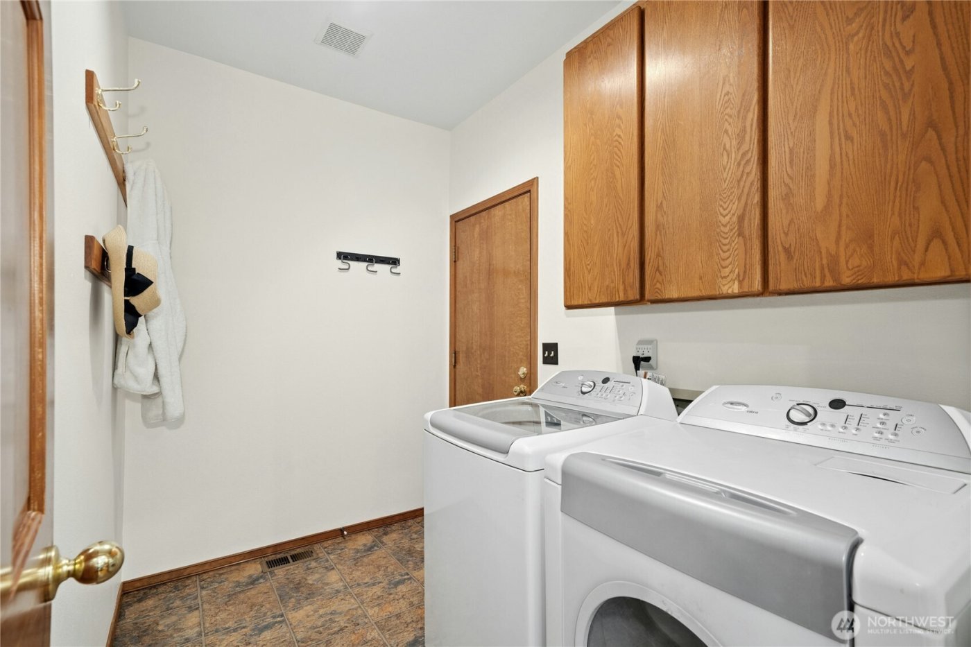 20613 SE 136th Street , Issaquah, WA 98027