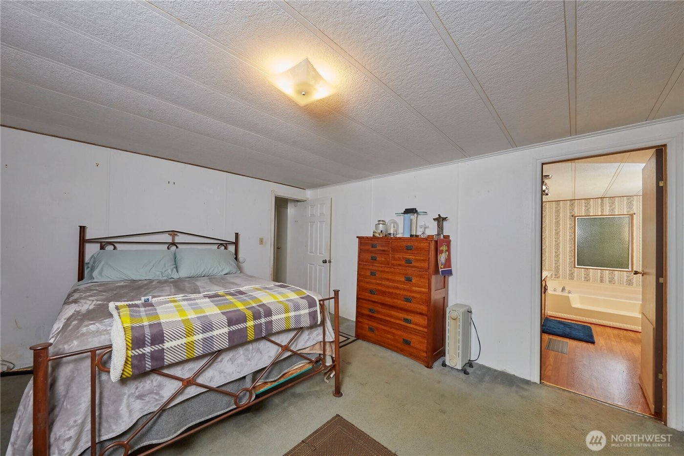 14220 Harpoon Place SE, Olalla, WA 98359