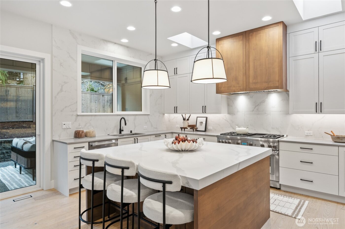 1606 146th Avenue SE, Bellevue, WA 98007