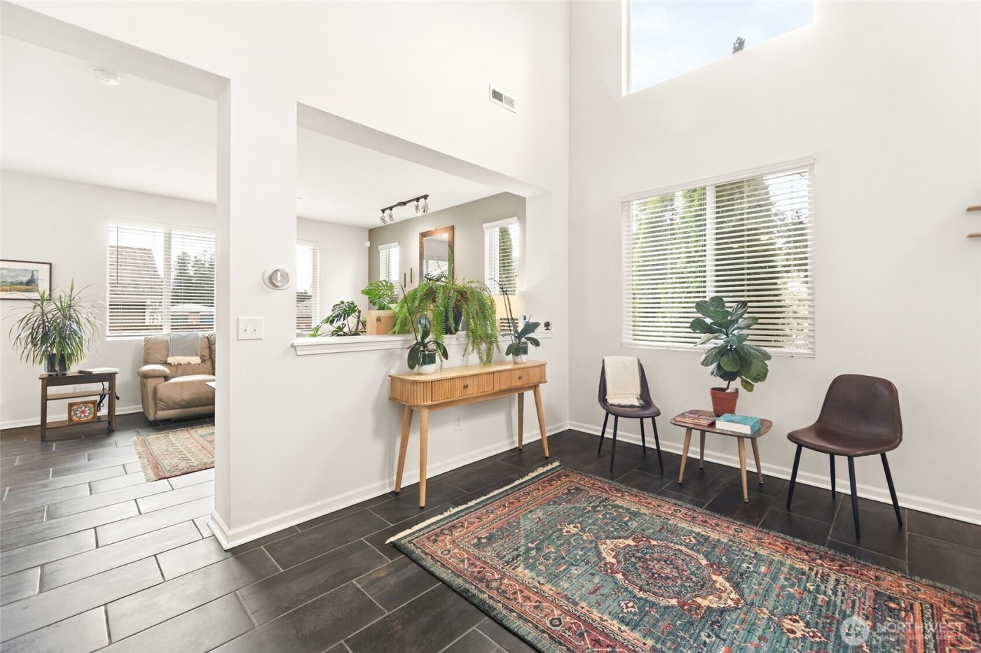 27366 215th Place SE, Maple Valley, WA 98038