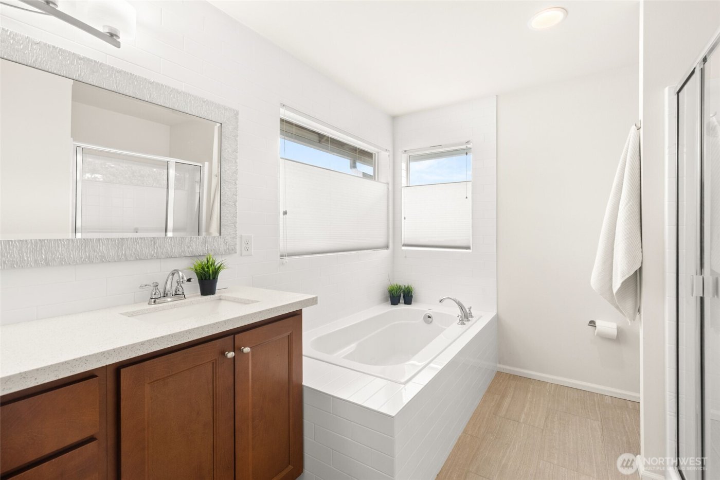 27366 215th Place SE, Maple Valley, WA 98038