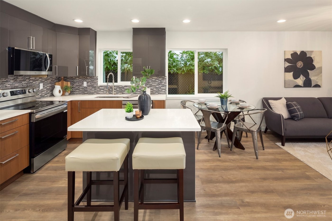 4814 14th Avenue S, Seattle, WA 98108