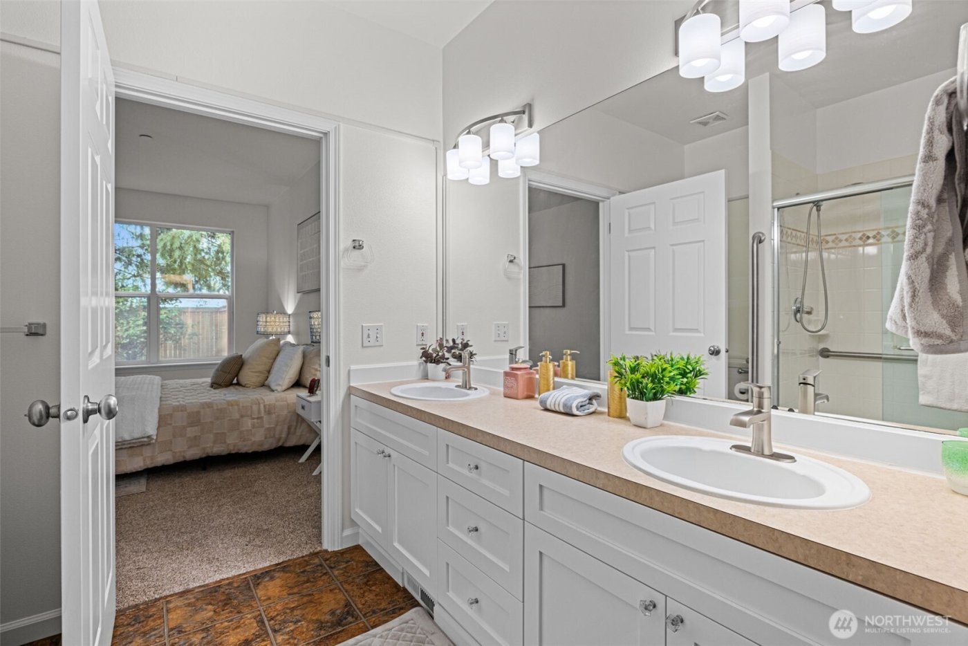 404 228th Street SW #E101, Bothell, WA 98021