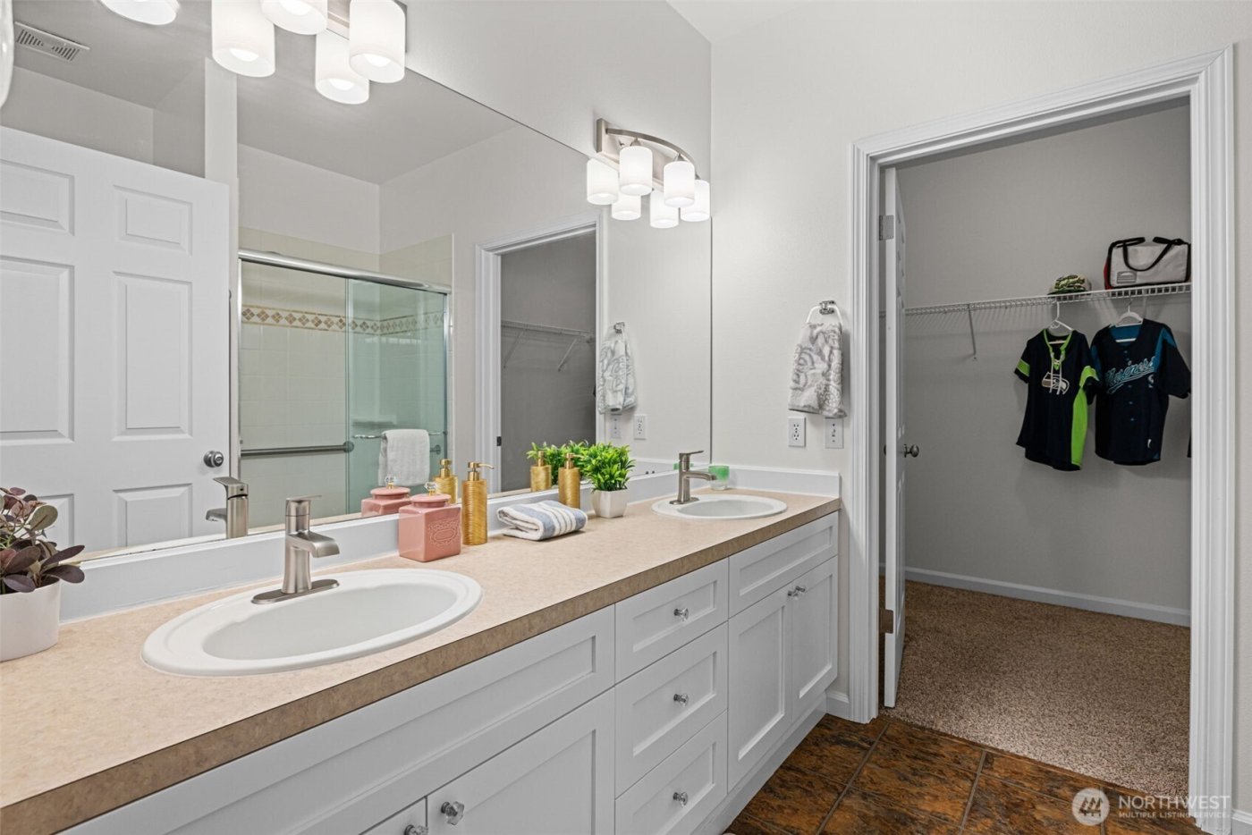 404 228th Street SW #E101, Bothell, WA 98021