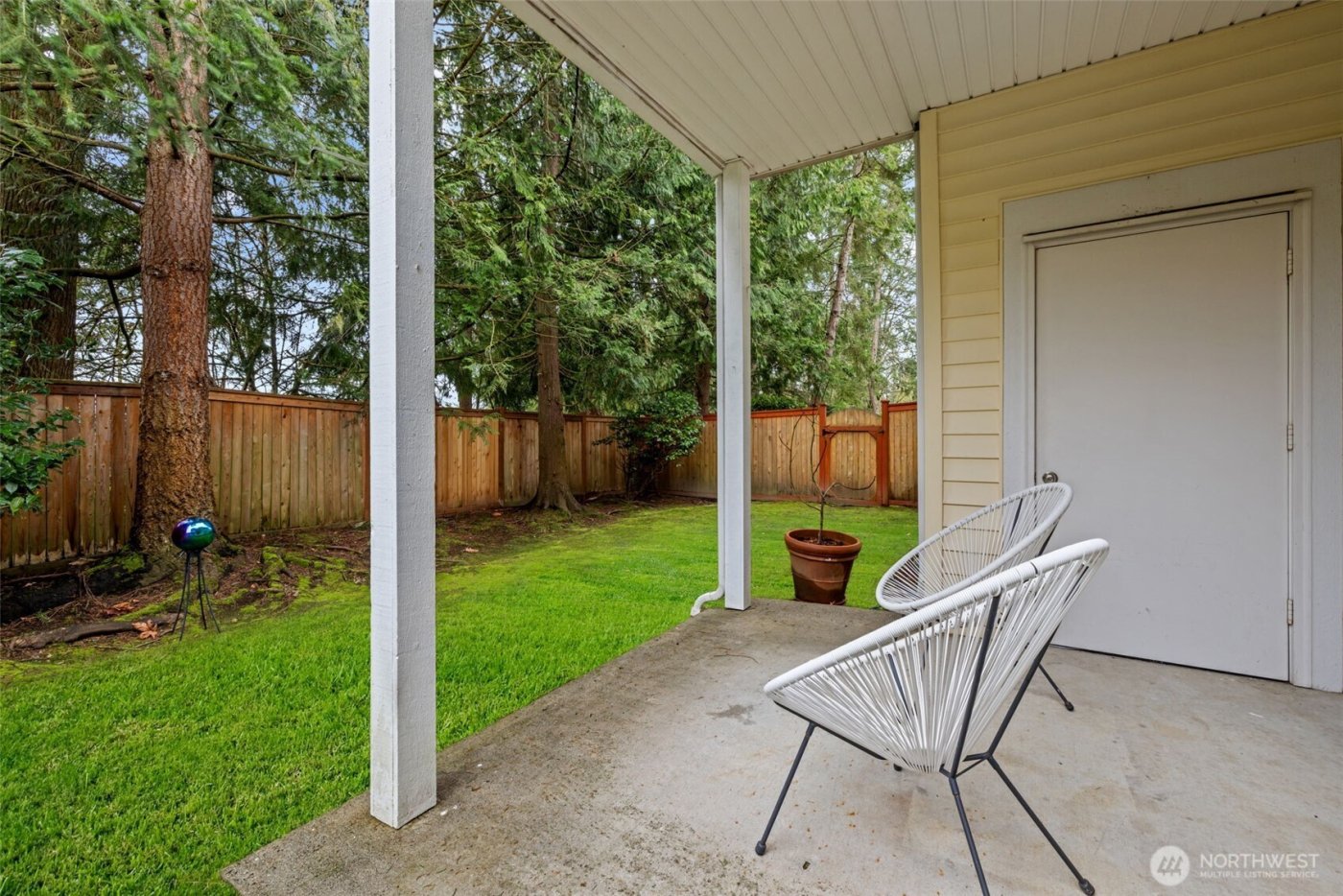 404 228th Street SW #E101, Bothell, WA 98021