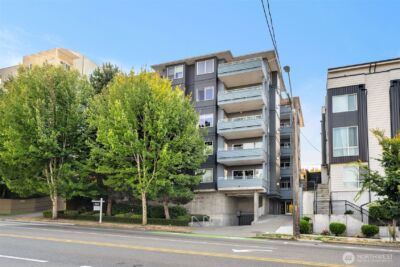 3112 SW Avalon Way #302, Seattle, WA 98126