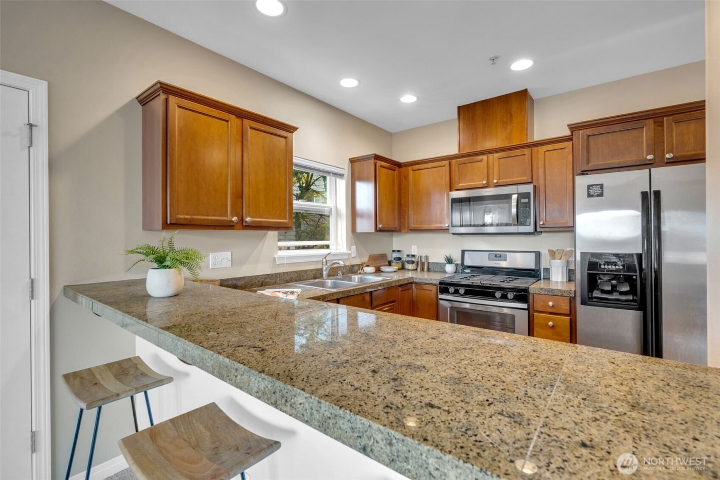 3112 SW Avalon Way #302, Seattle, WA 98126