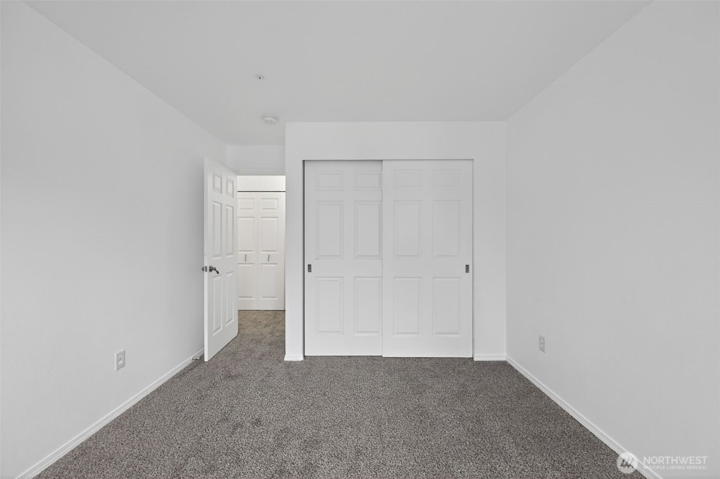 1001 W Casino Road #C201, Everett, WA 98204