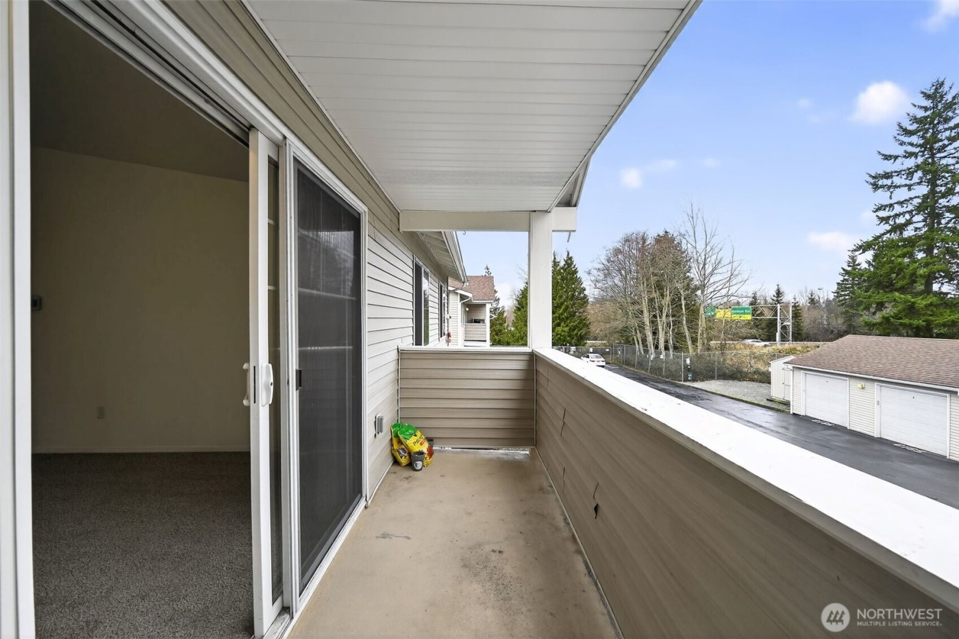 1001 W Casino Road #C201, Everett, WA 98204