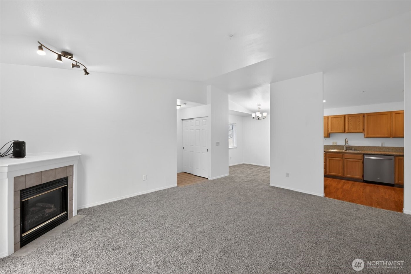 1001 W Casino Road #C201, Everett, WA 98204