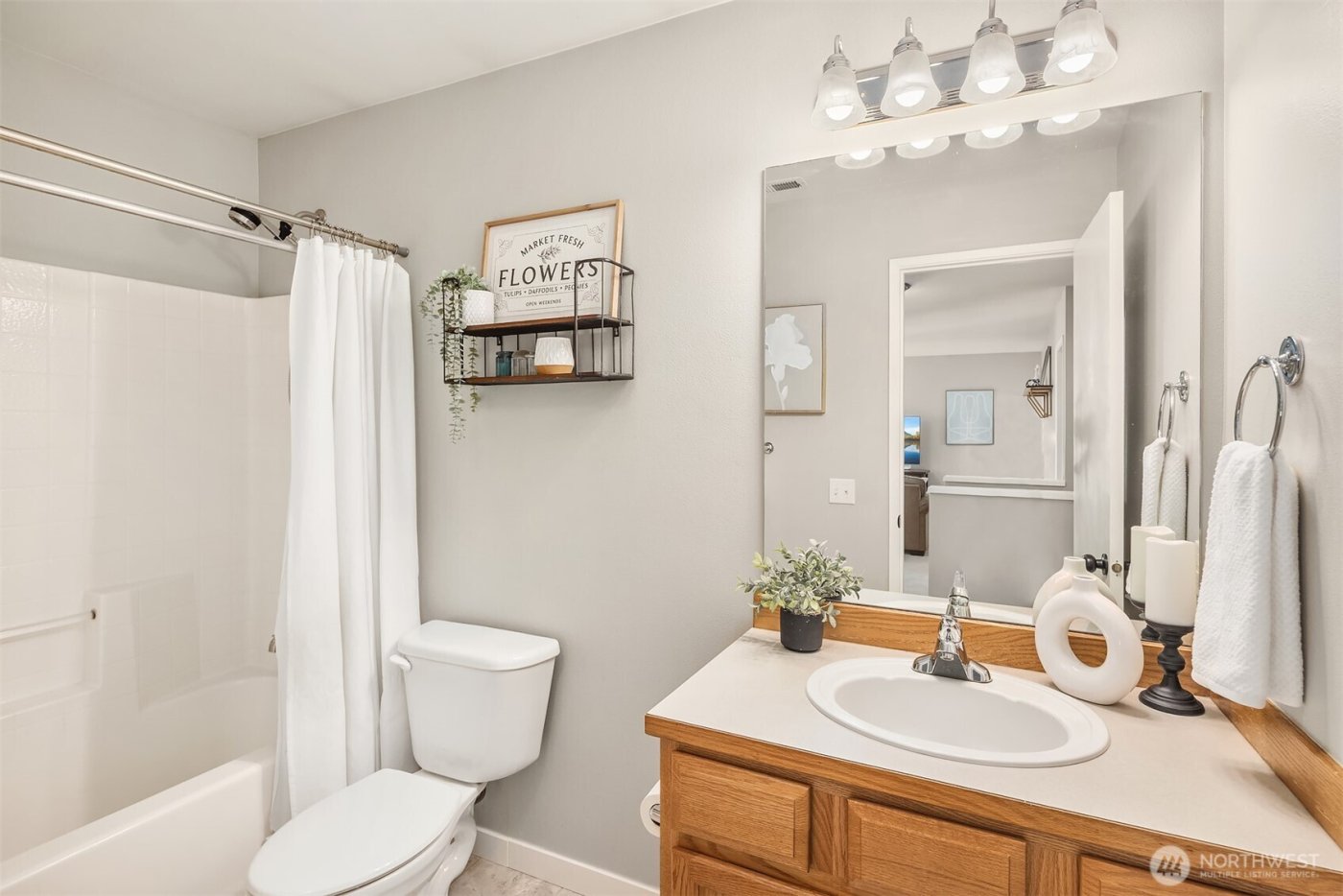 36907 SE Braeburn Street , Snoqualmie, WA 98065