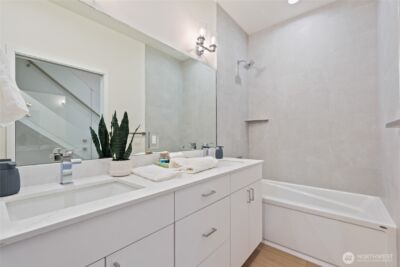 11229 Greenwood Avenue N #B, Seattle, WA 98133 - Photo 17