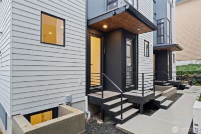 11229 Greenwood Avenue N #B, Seattle, WA 98133 - Photo 2