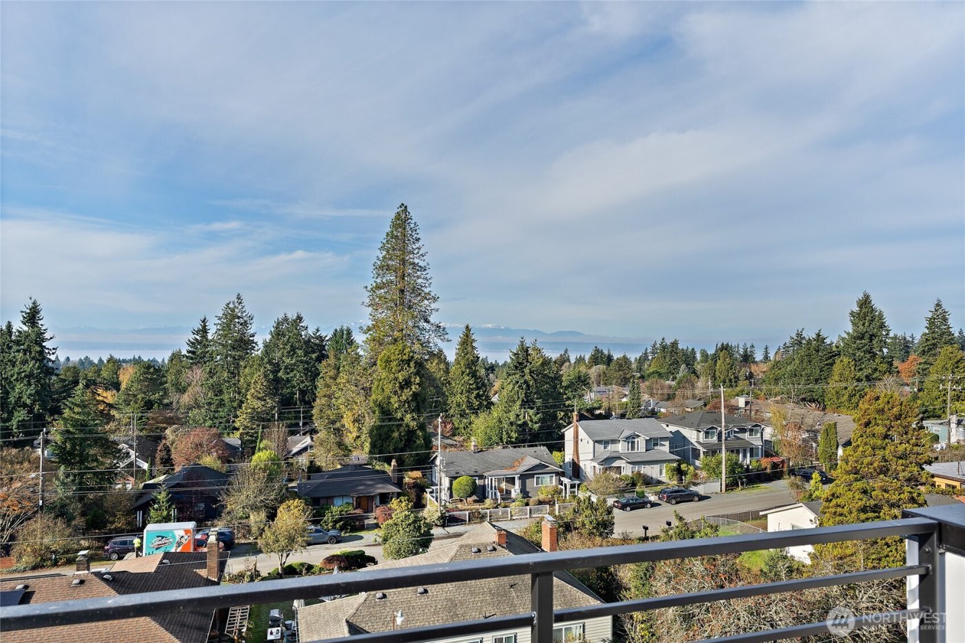 11229 Greenwood Avenue N #B, Seattle, WA 98133