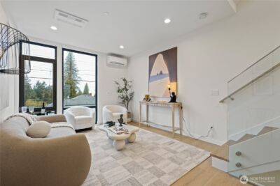 11229 Greenwood Avenue N #B, Seattle, WA 98133 - Photo 4