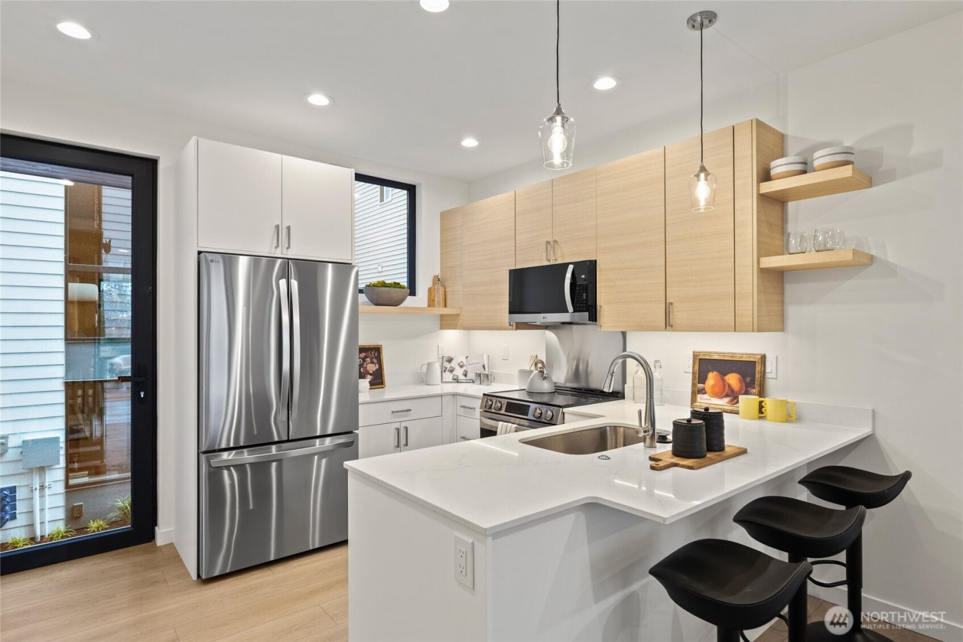 11229 Greenwood Avenue N #B, Seattle, WA 98133