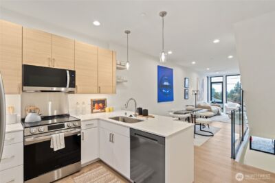 11229 Greenwood Avenue N #B, Seattle, WA 98133 - Photo 9