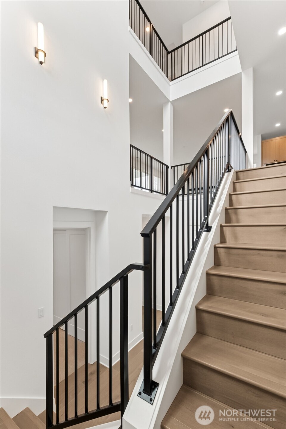 8517 137th Avenue SE, Newcastle, WA 98059