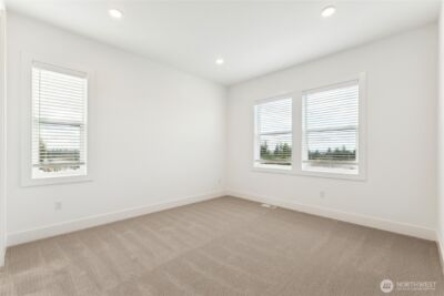 8517 137th Avenue SE, Newcastle, WA 98059 - Photo 18