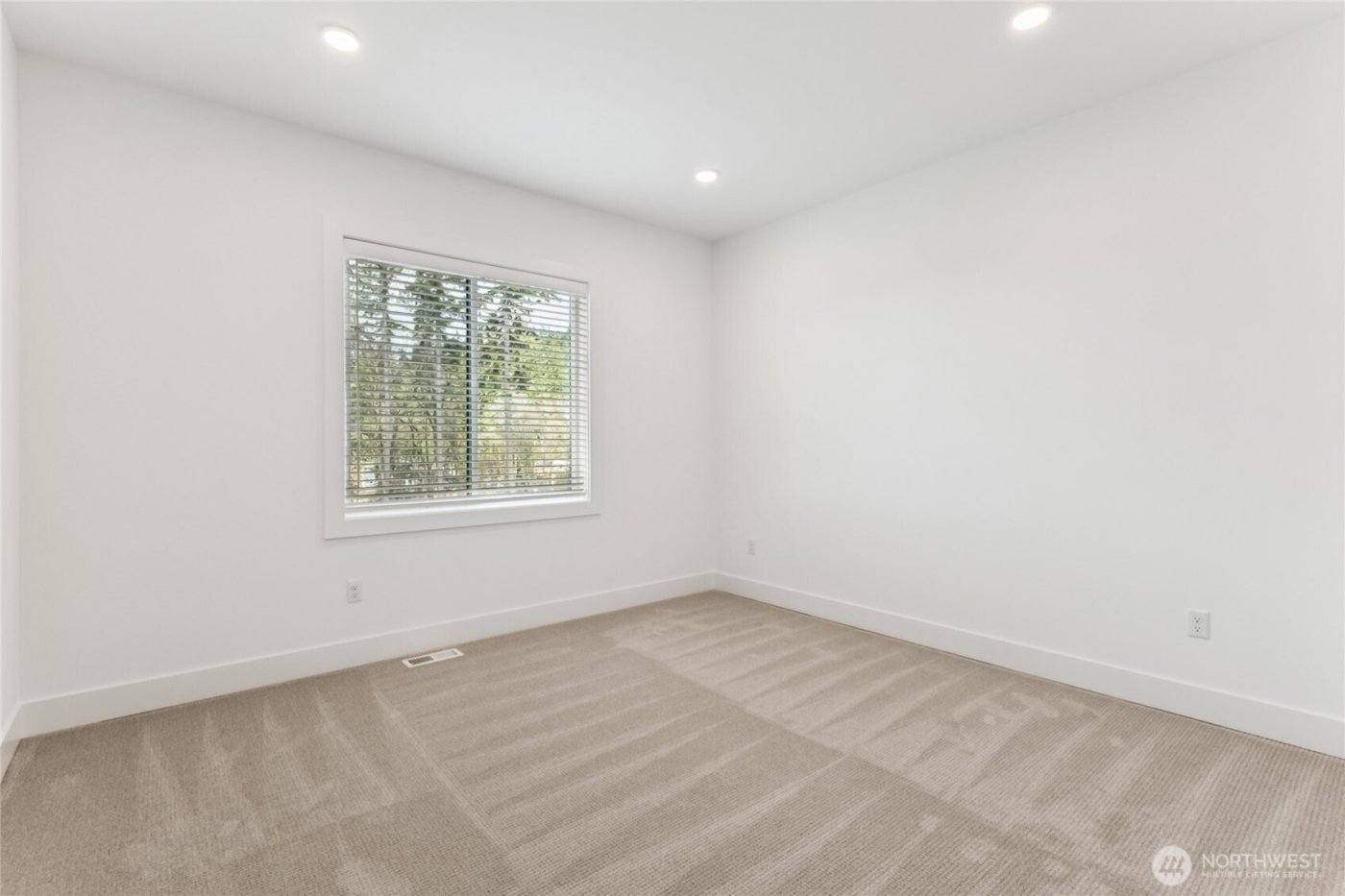 8517 137th Avenue SE, Newcastle, WA 98059