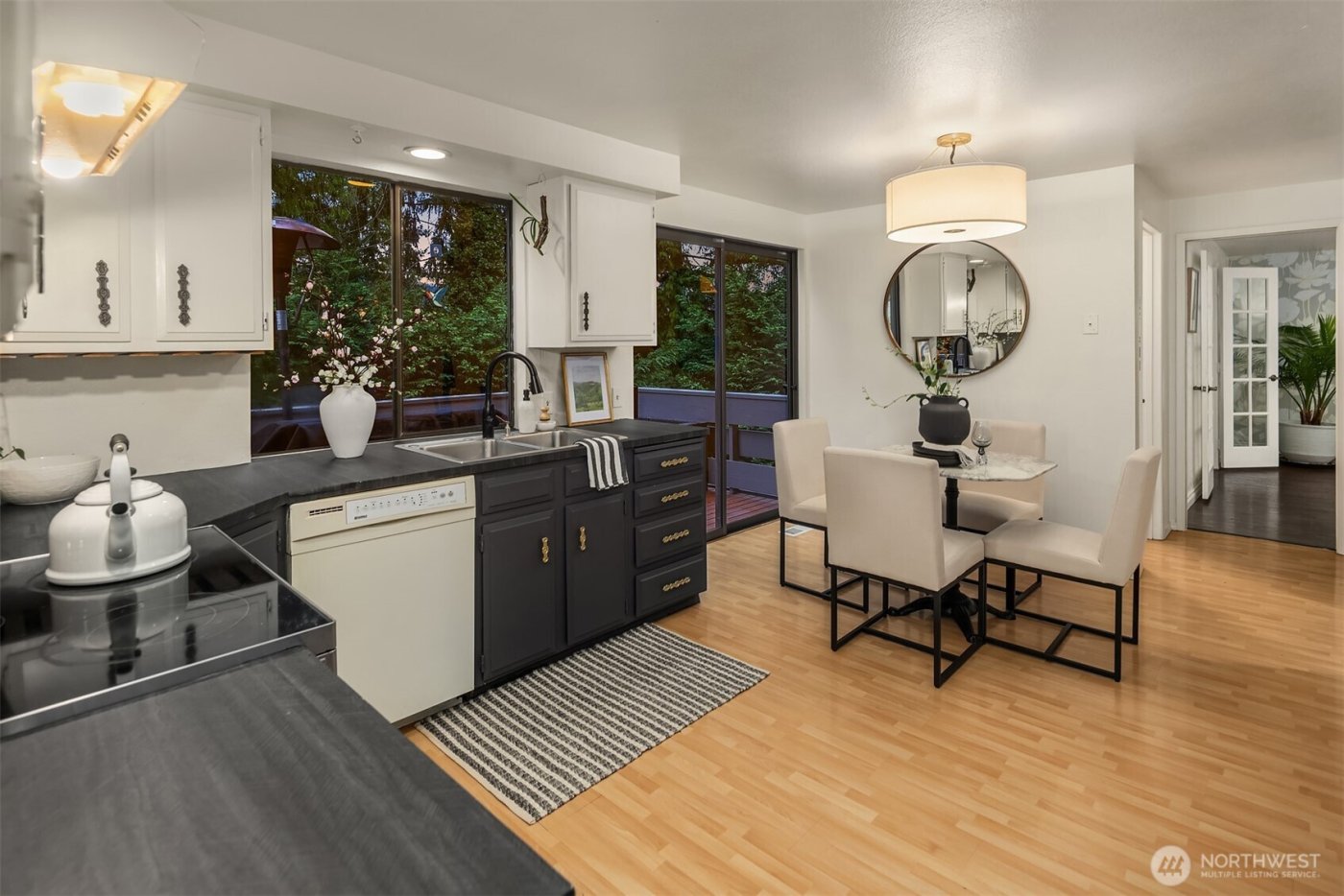 6612 129th Place SE, Bellevue, WA 98006