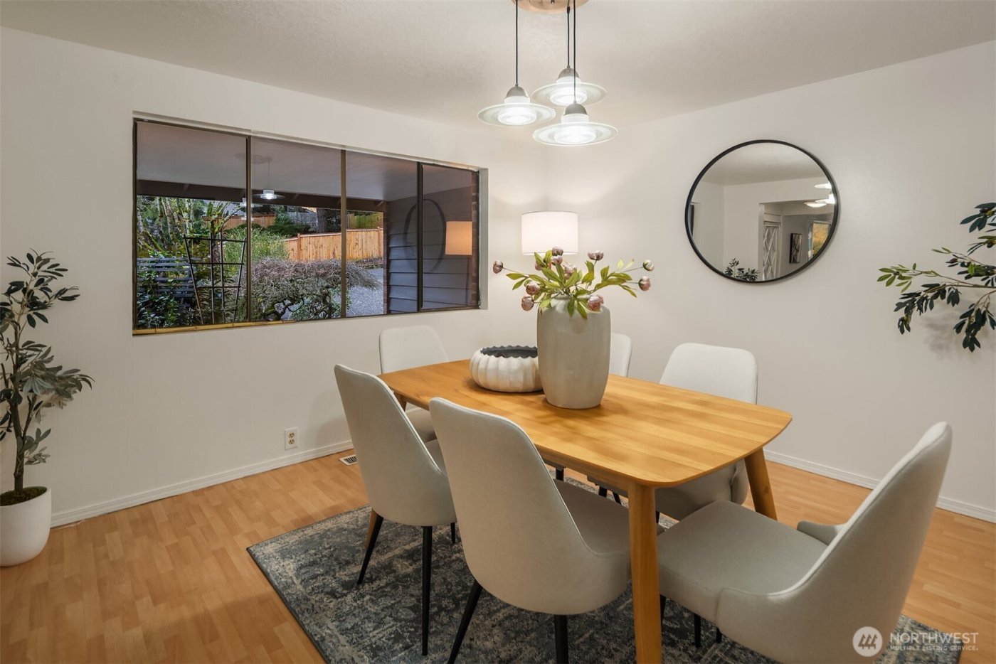 6612 129th Place SE, Bellevue, WA 98006