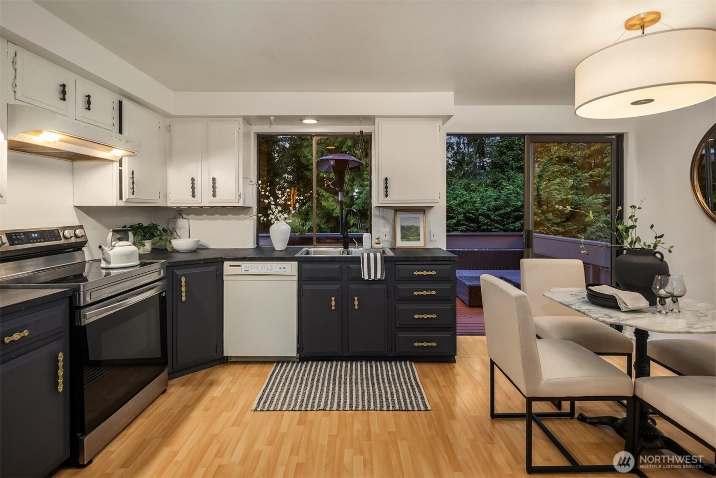 6612 129th Place SE, Bellevue, WA 98006