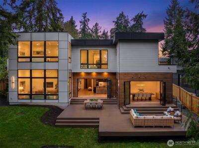 10656 Woodhaven Lane , Bellevue, WA 98004 - Photo 2