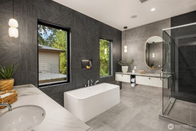 10656 Woodhaven Lane , Bellevue, WA 98004 - Photo 23