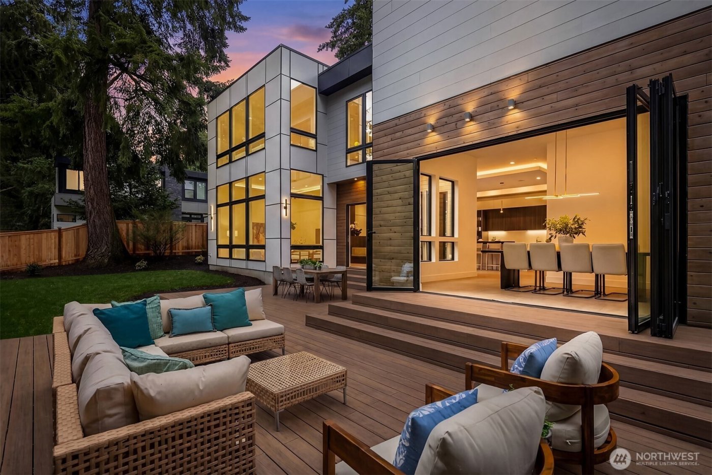 10656 Woodhaven Lane , Bellevue, WA 98004