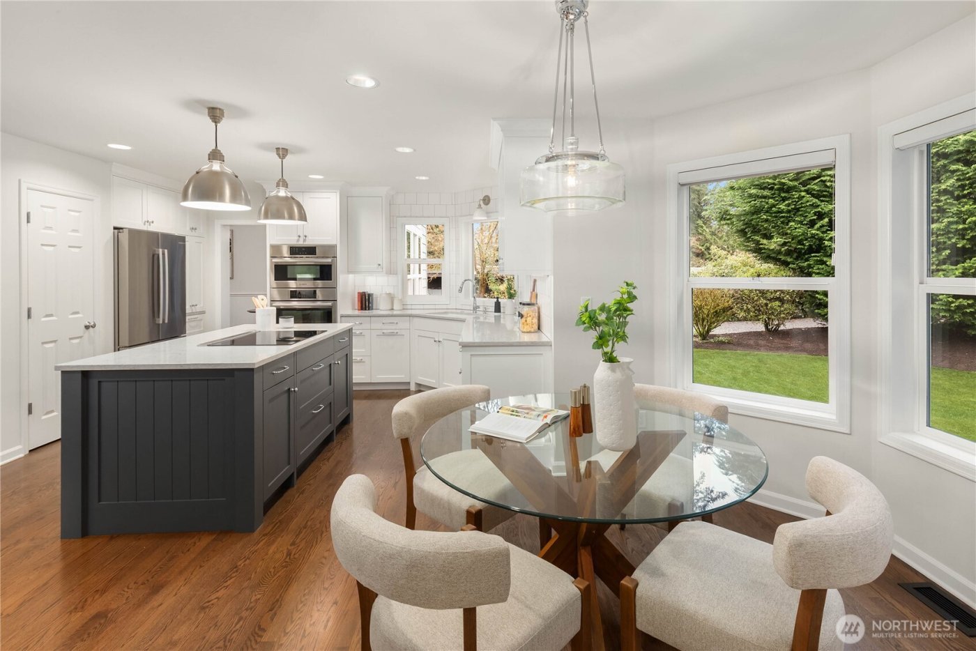 8841 SE 37th Street , Mercer Island, WA 98040