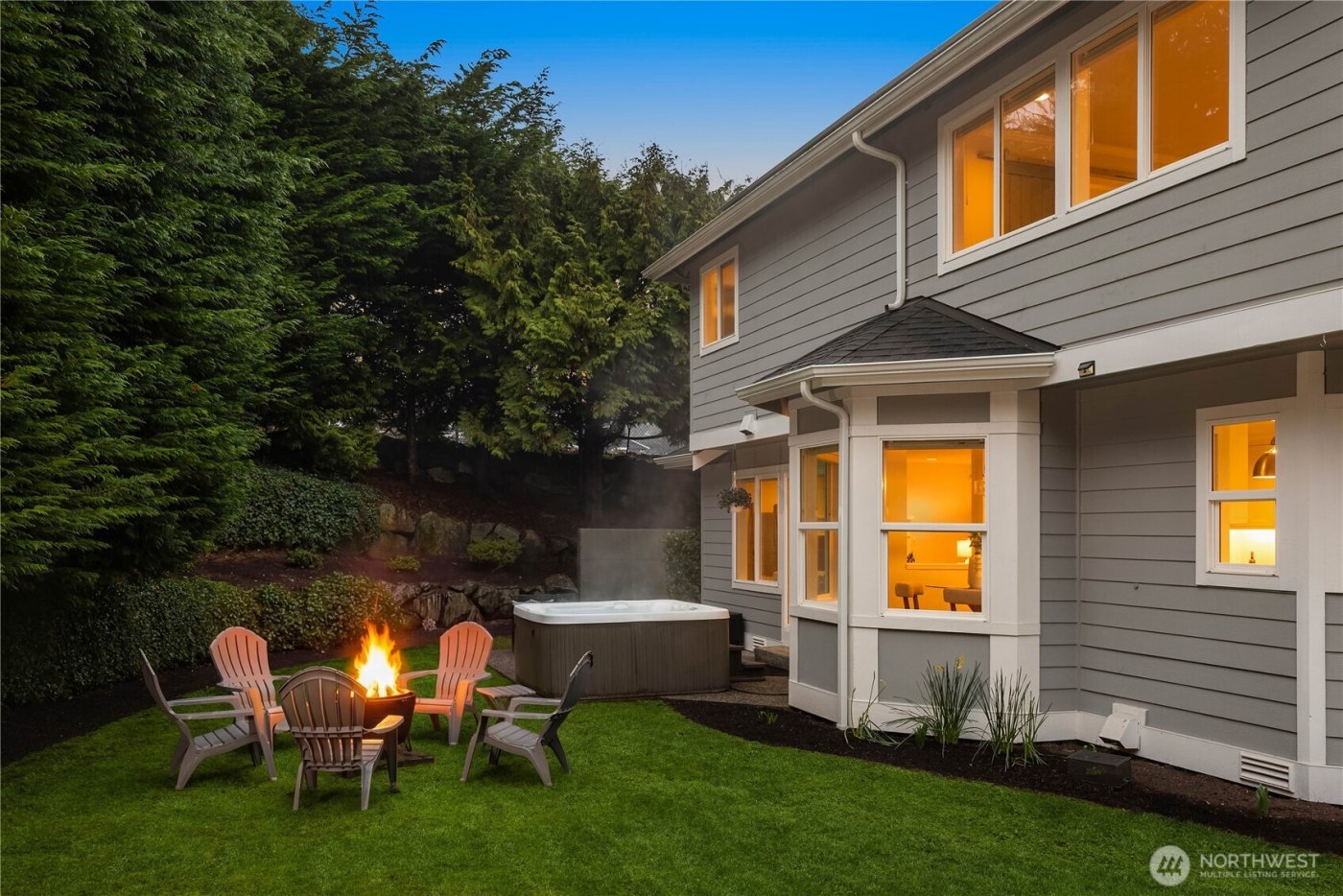 8841 SE 37th Street , Mercer Island, WA 98040