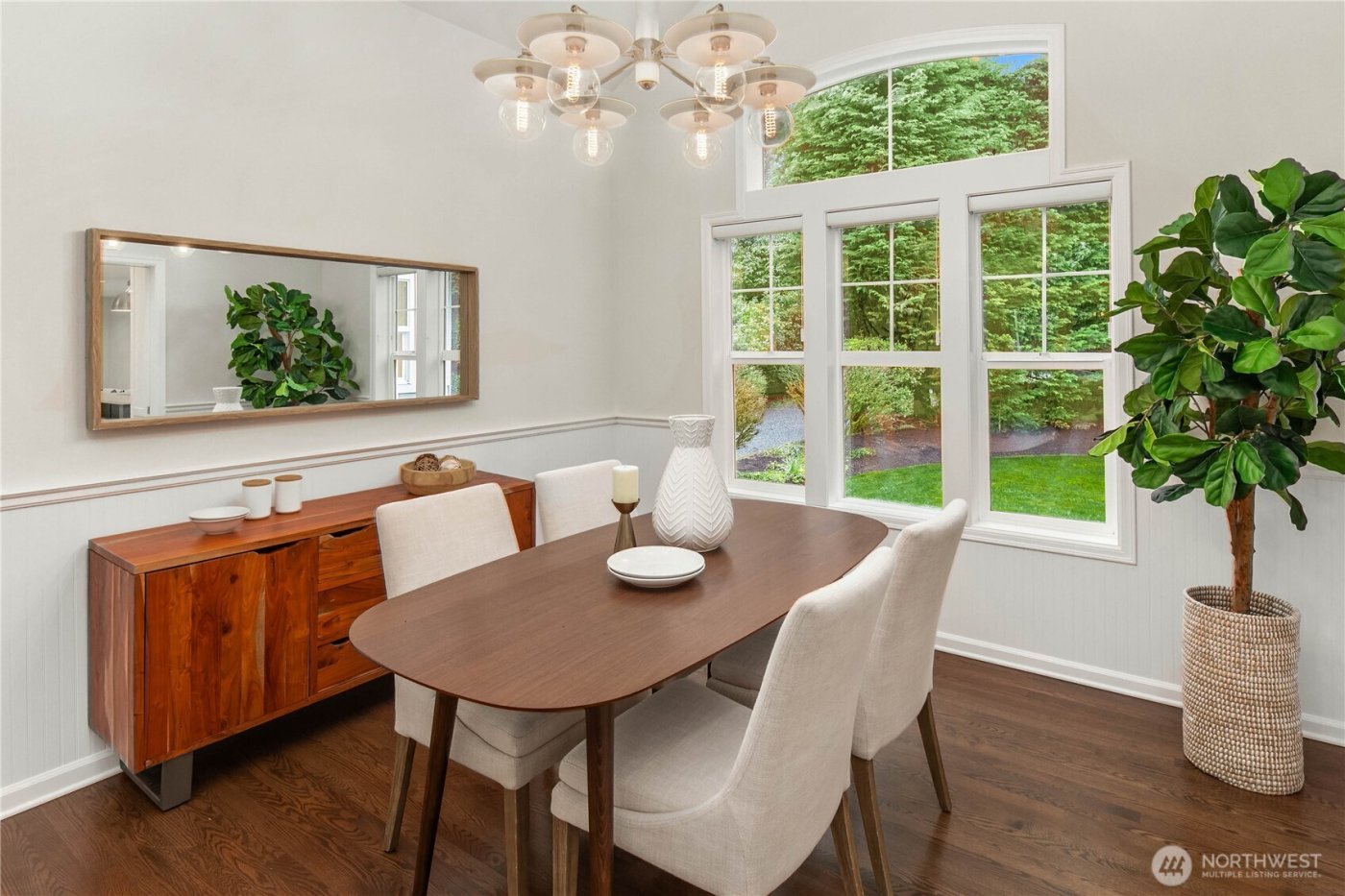 8841 SE 37th Street , Mercer Island, WA 98040