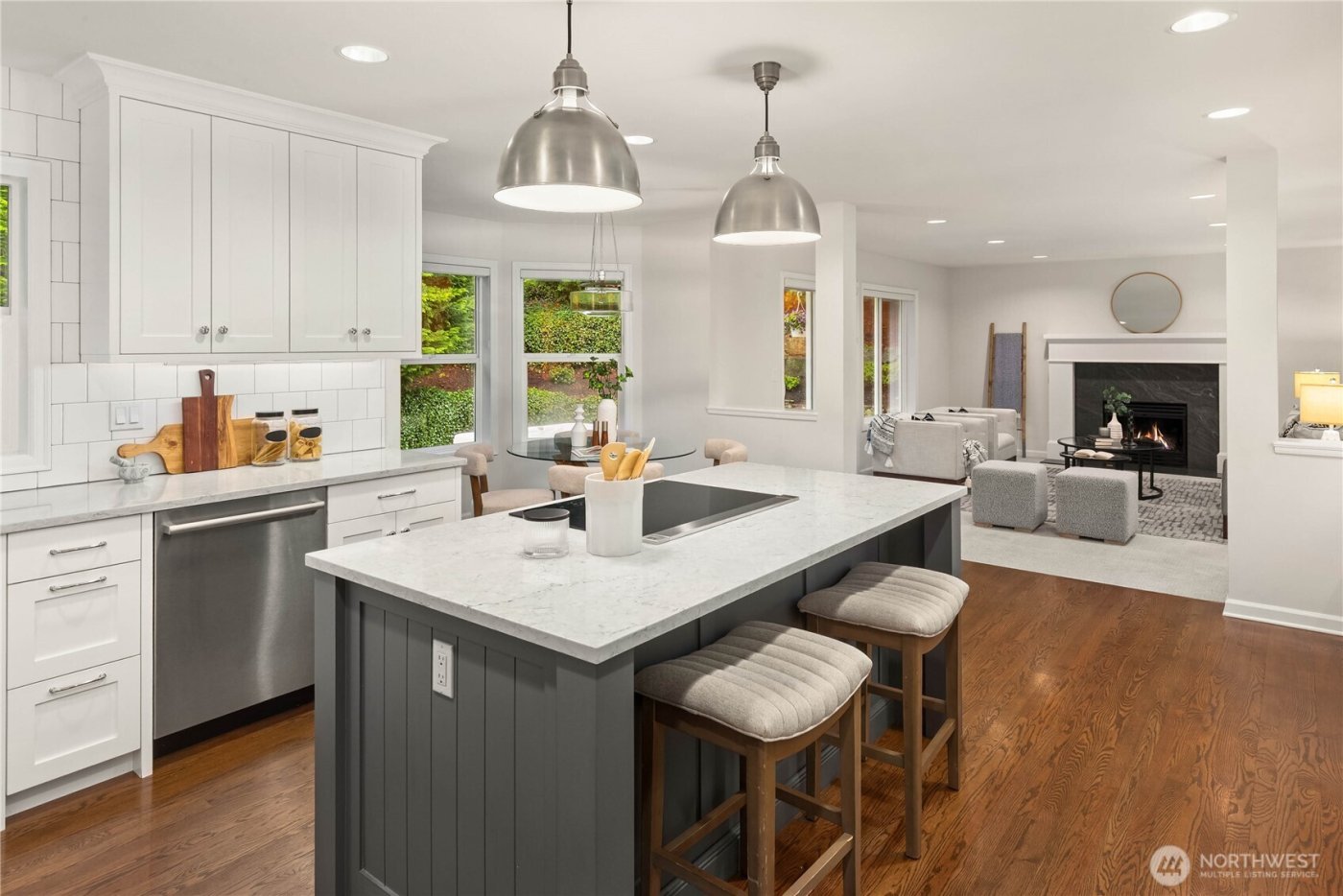 8841 SE 37th Street , Mercer Island, WA 98040