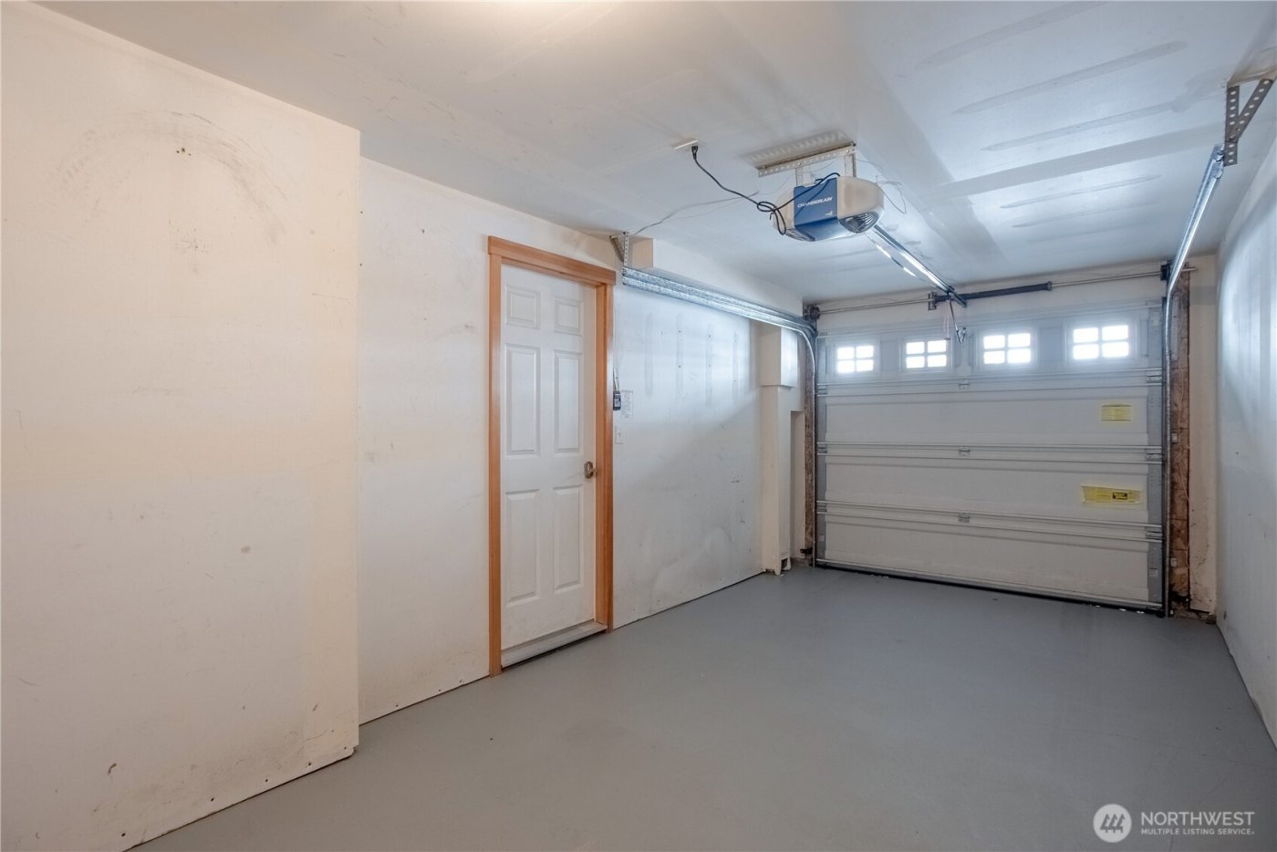 118 N 104th Street #A, Seattle, WA 98133