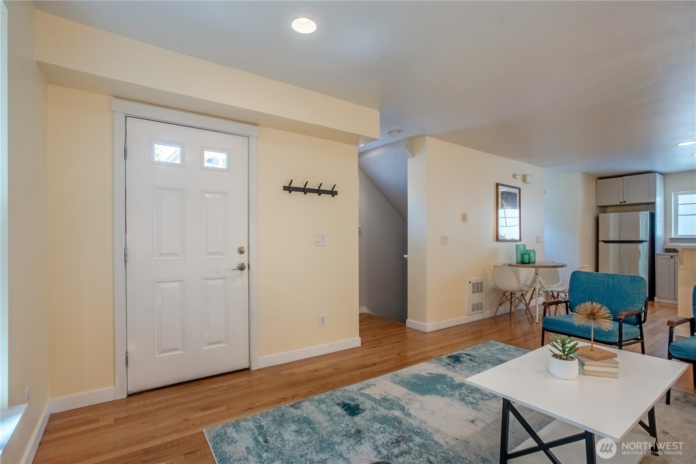 118 N 104th Street #A, Seattle, WA 98133