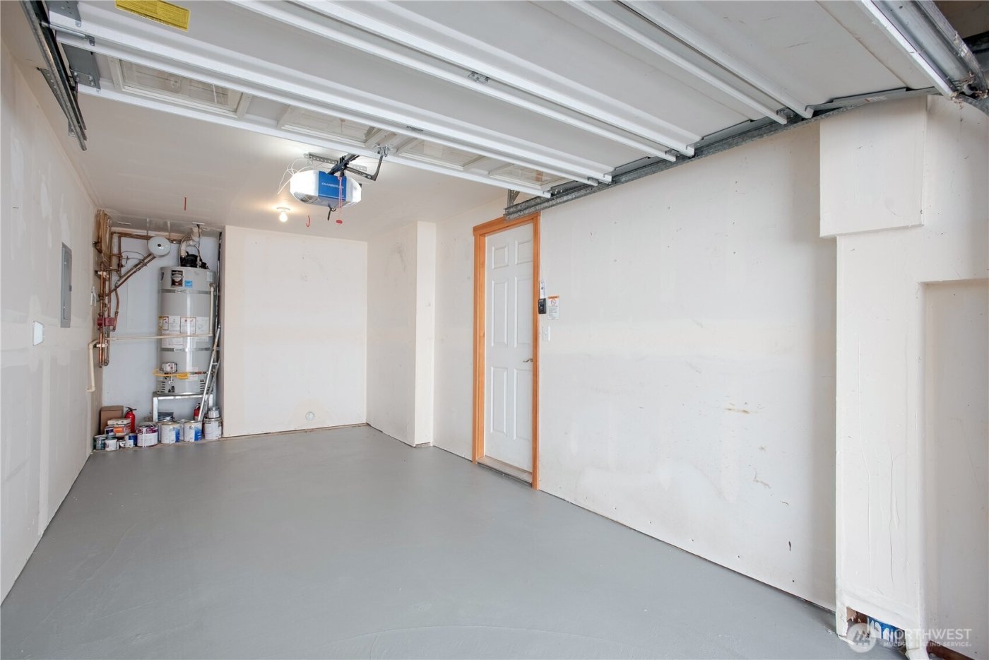 118 N 104th Street #A, Seattle, WA 98133