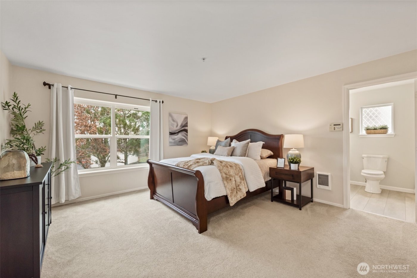 2957 142nd Place SE #F9, Bellevue, WA 98007