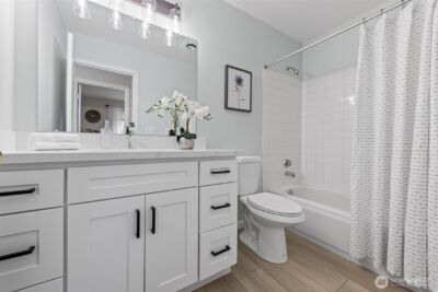2957 142nd Place SE #F9, Bellevue, WA 98007 - Photo 17