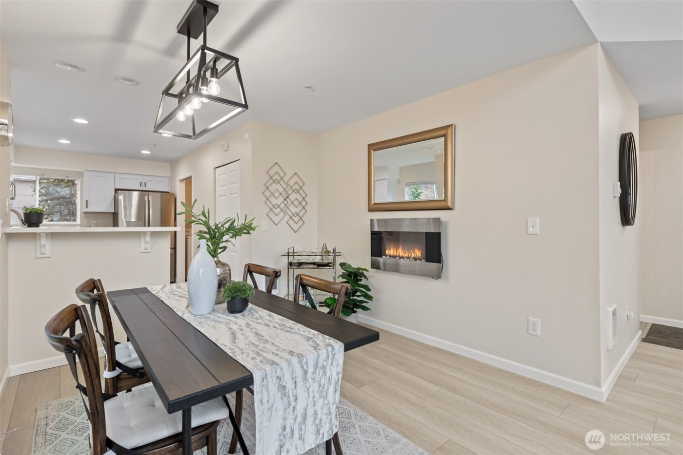 2957 142nd Place SE #F9, Bellevue, WA 98007