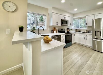 2957 142nd Place SE #F9, Bellevue, WA 98007 - Photo 9