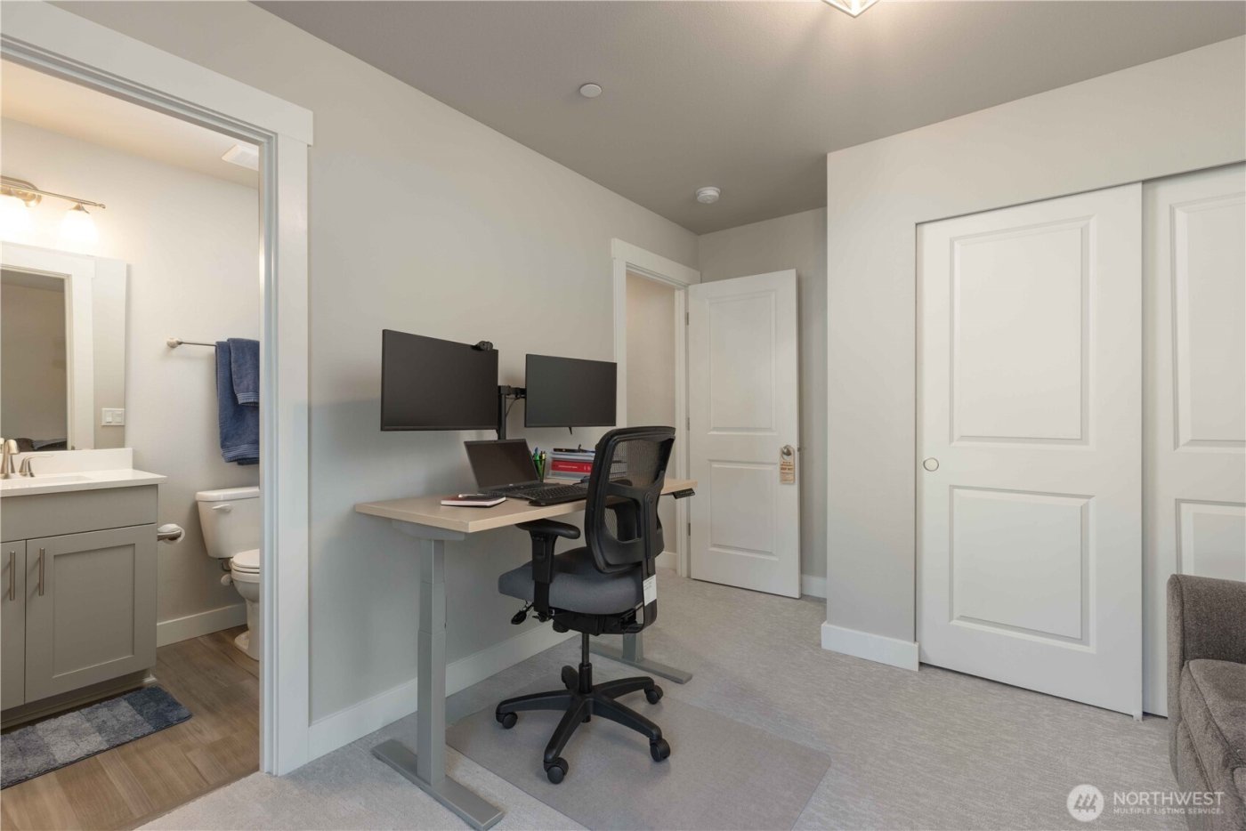 10260 Ramble Drive NW, Bremerton, WA 98383