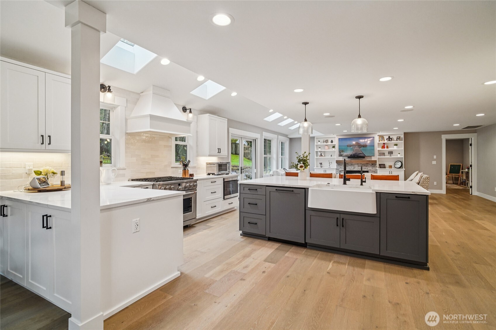 15915 68th Avenue SE, Snohomish, WA 98296