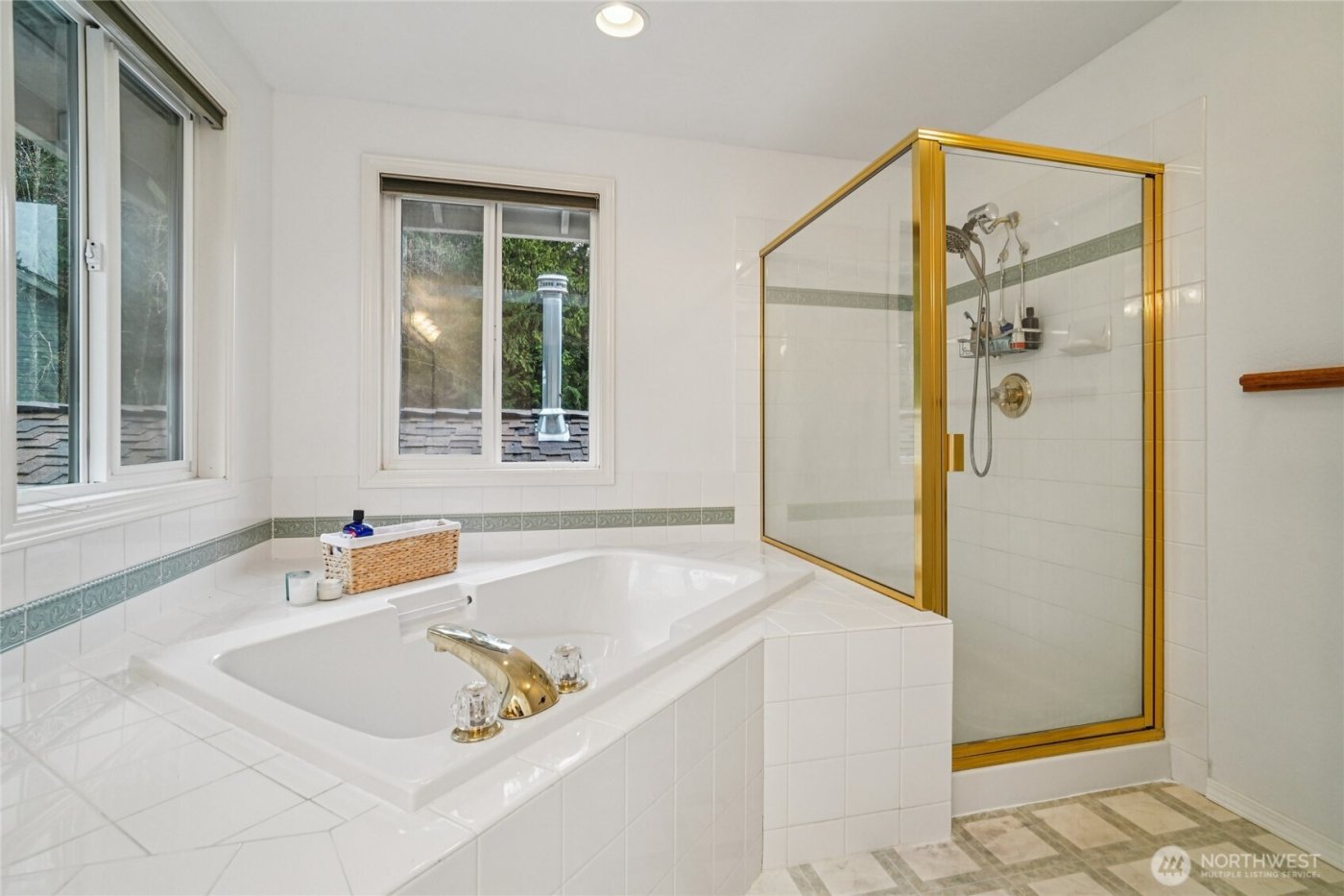 15915 68th Avenue SE, Snohomish, WA 98296