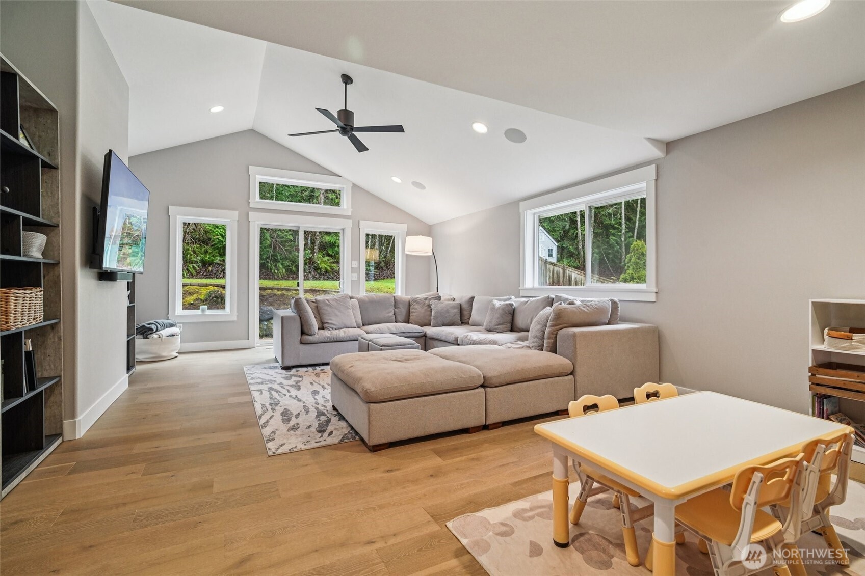 15915 68th Avenue SE, Snohomish, WA 98296