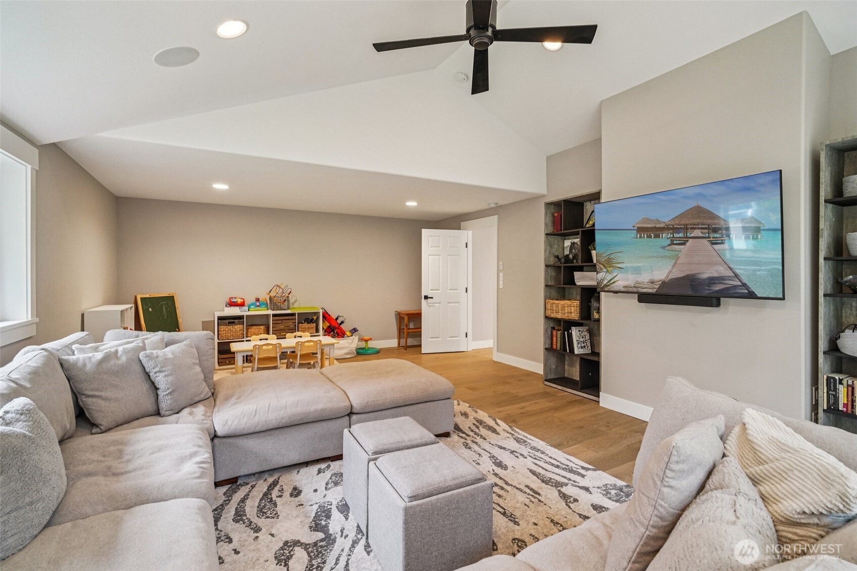 15915 68th Avenue SE, Snohomish, WA 98296