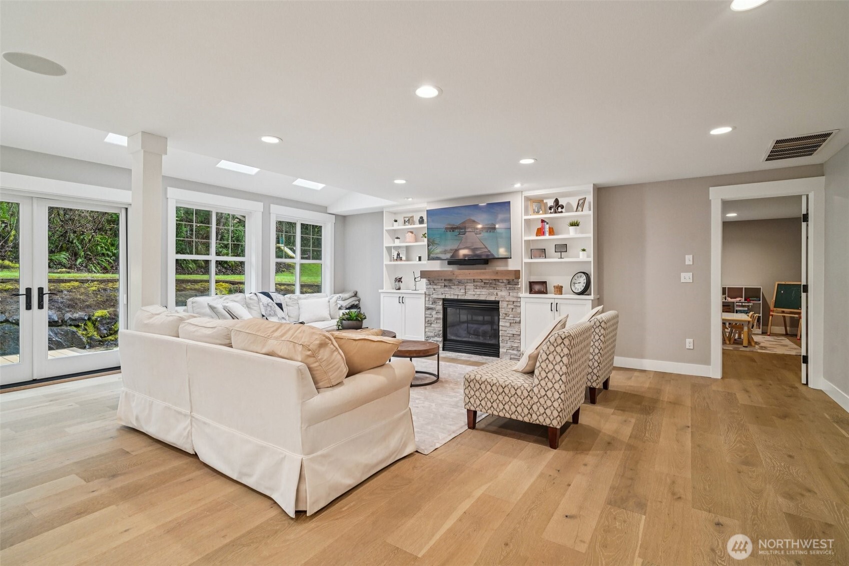 15915 68th Avenue SE, Snohomish, WA 98296