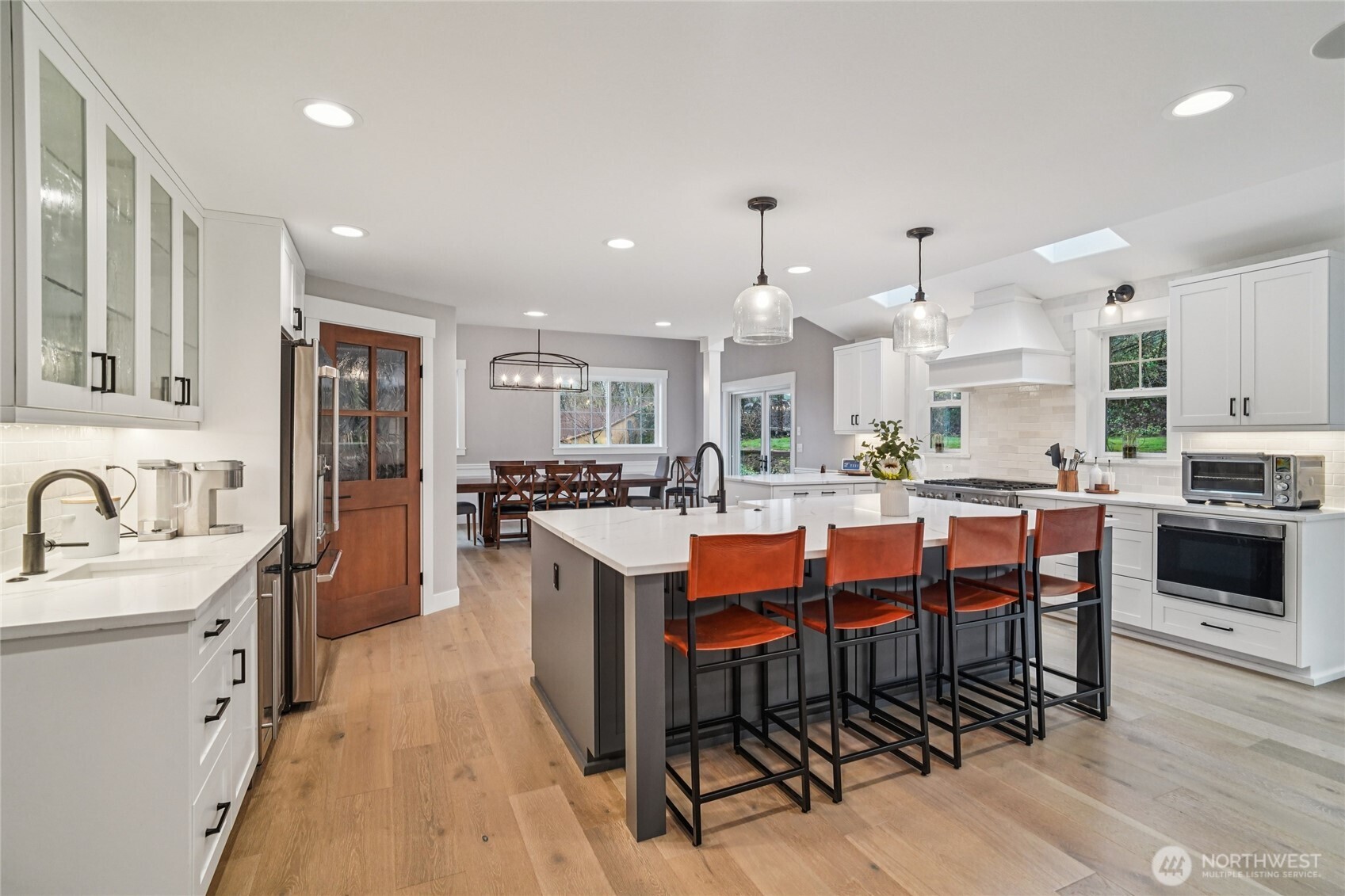 15915 68th Avenue SE, Snohomish, WA 98296