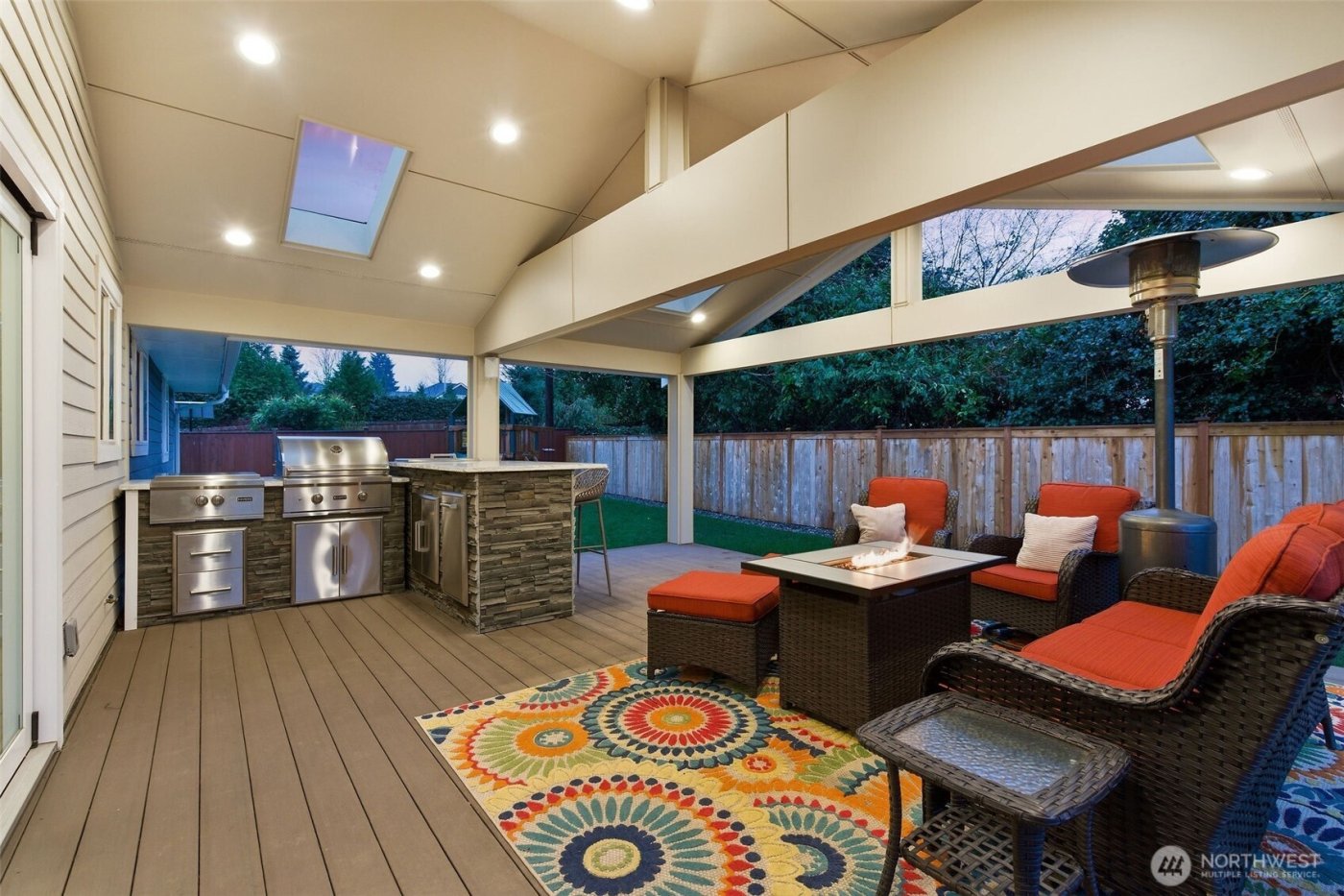 15304 Larch Way , Lynnwood, WA 98087